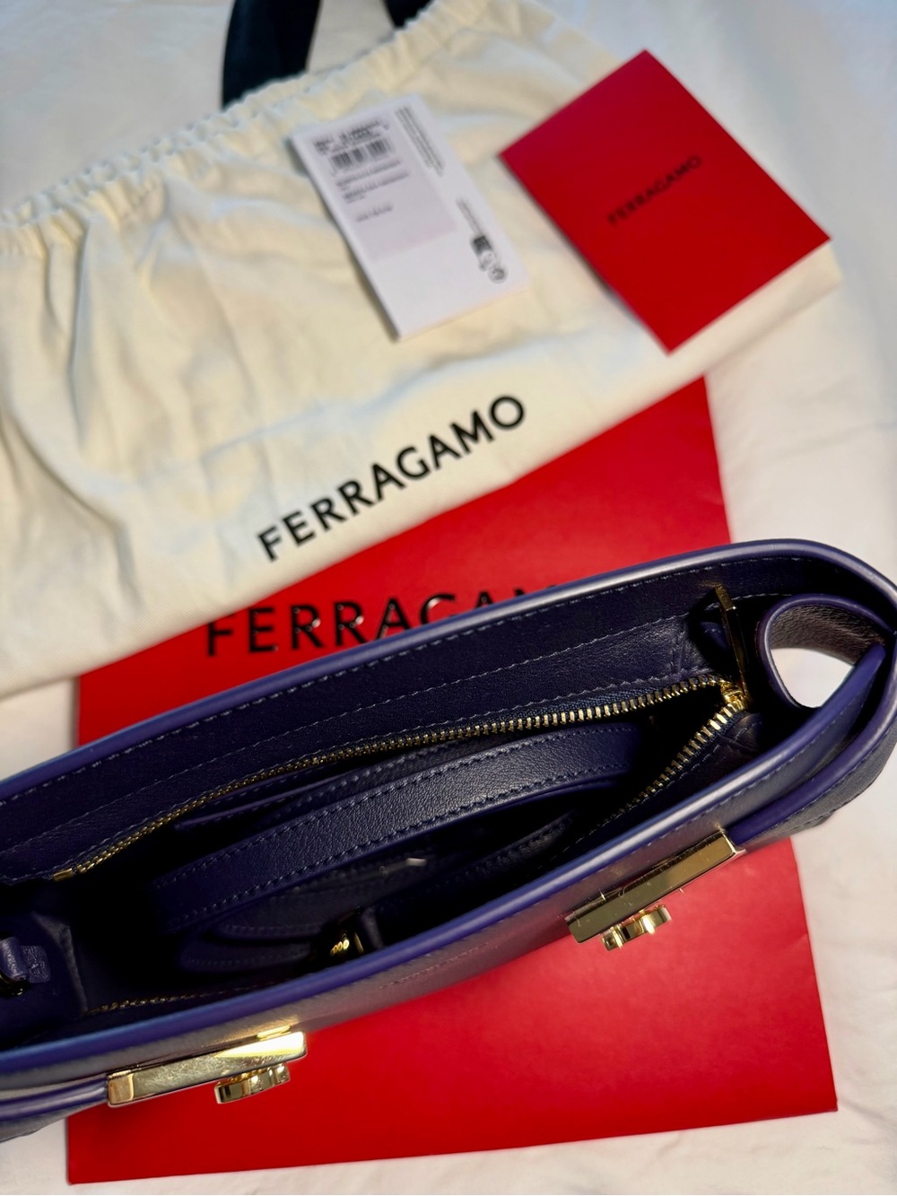 Salvatore Ferragamo Navy Leather Shoulder Bag with Gold Hardware NWT - Picture 5 of 15